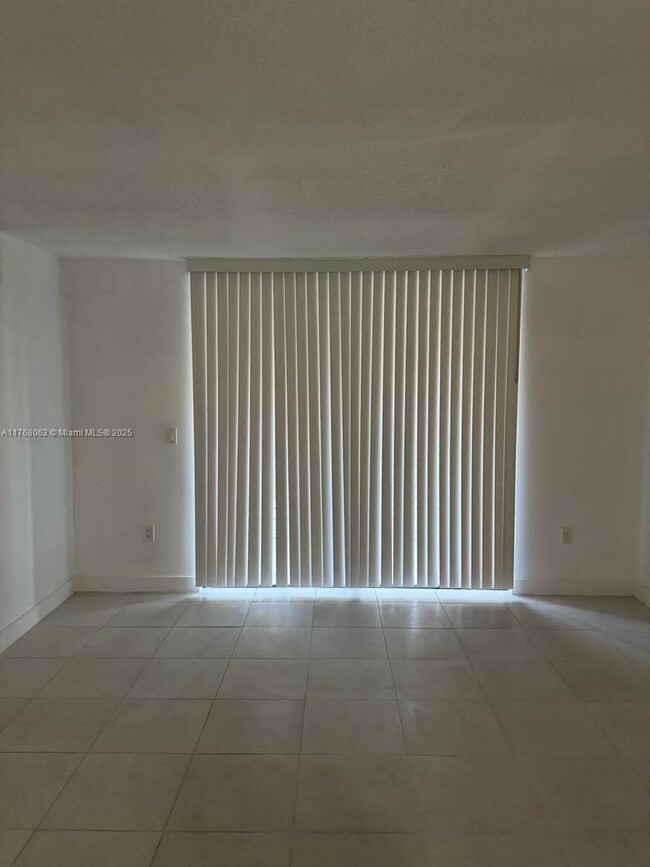 Foto del edificio - 1820 SW 81st Ave