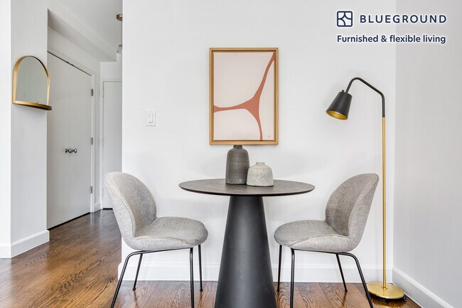 Foto del edificio - 212 W 91st St