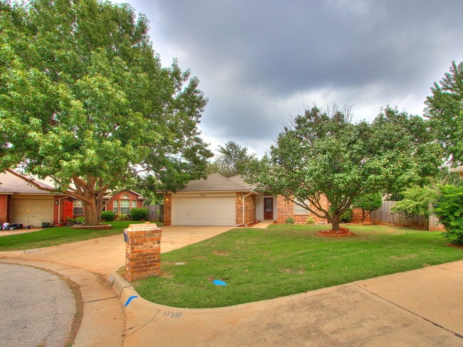 Building Photo - 17320 Sun River Ct