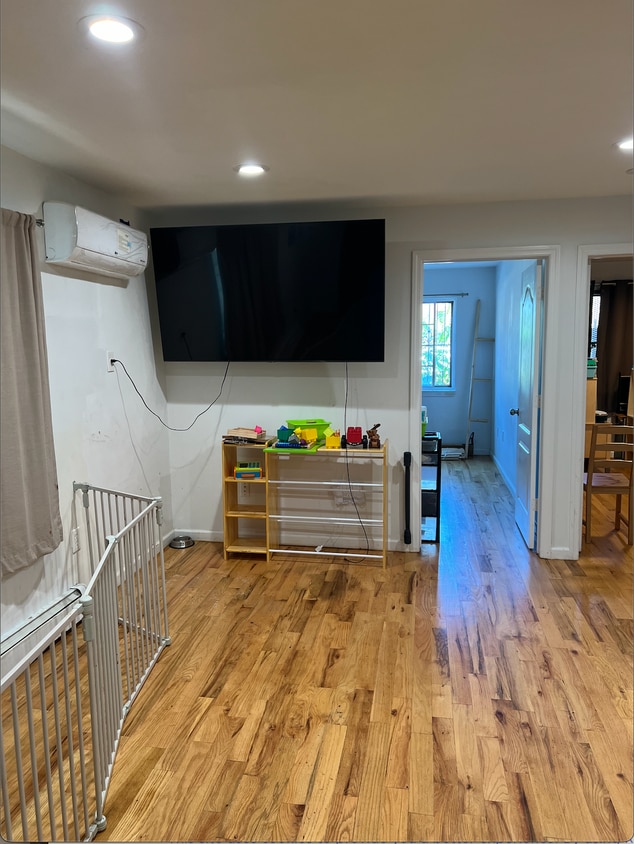 Foto principal - 204 Lott Ave