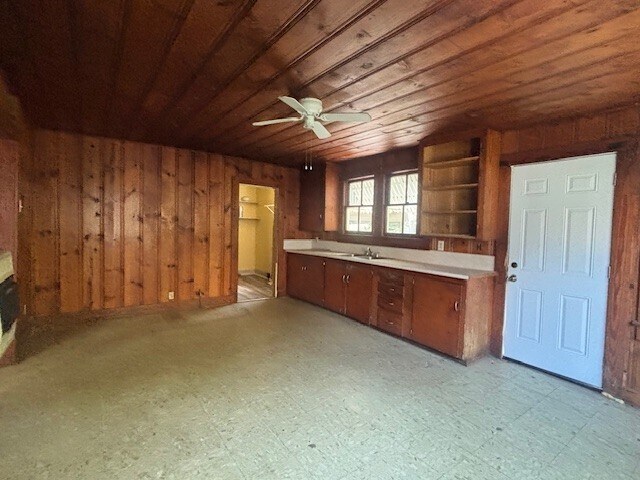 Foto del edificio - 702 NE Evangeline Thruway