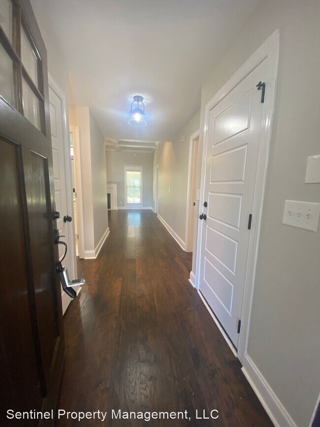 Foto del edificio - 4 br, 2 bath House - 103 Kendall Court
