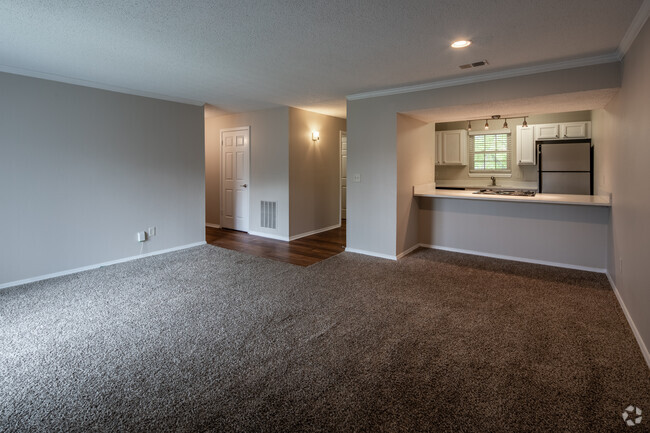 2BR, 2BA - Wynnewood - 1,149SF - Dining Room - South Wind Apartment Homes