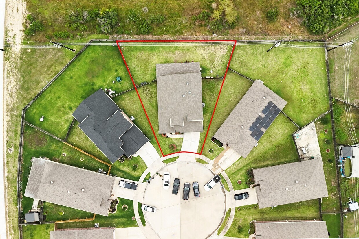 Foto del edificio - 5542 Redwood Summit Ln