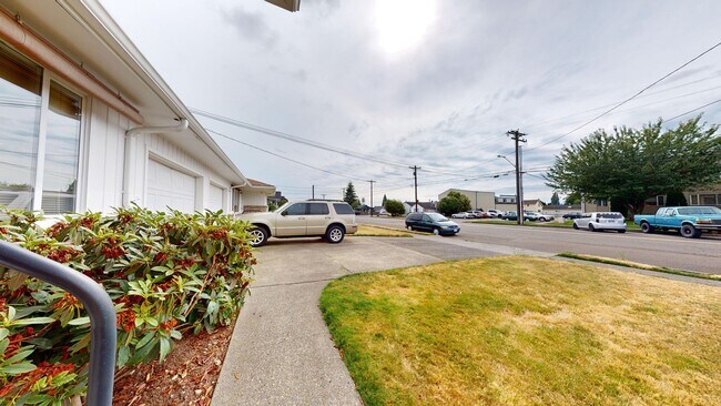 Foto del edificio - KL Jones Columbia