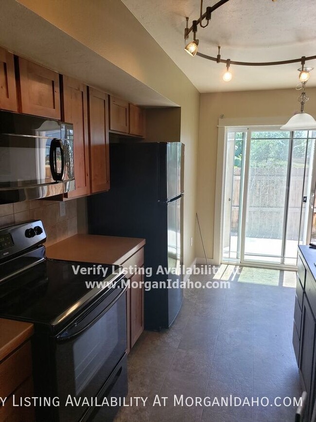 Foto del edificio - 9221 W Brogan Dr