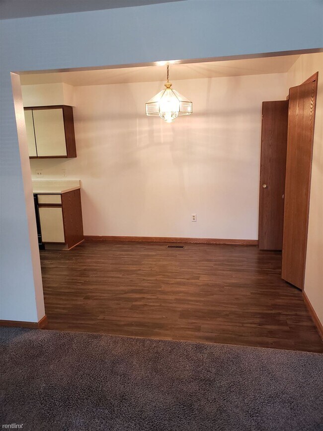 Building Photo - 8300 Shields Dr