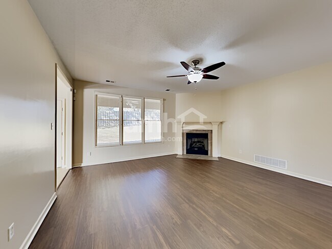 Building Photo - 7450 Shadow Run Ln