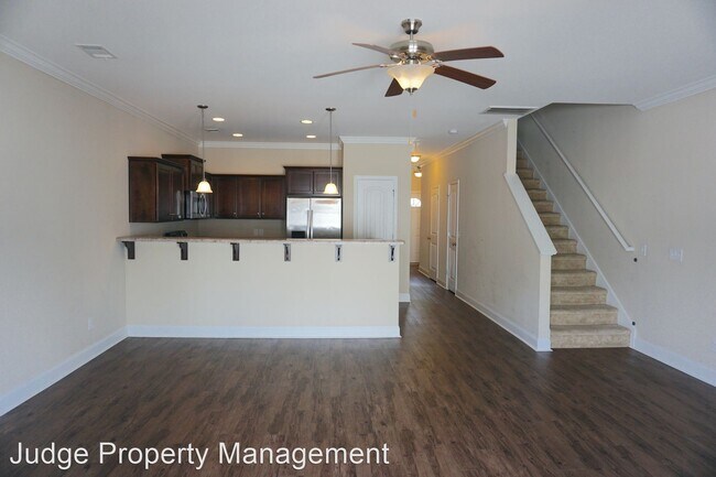 Building Photo - 2 br, 2.5 bath House - 48 Reese Way