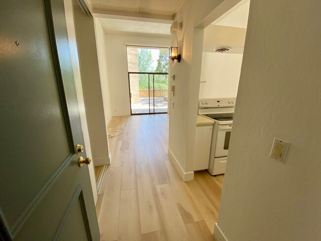 Photo - 310 N Civic Dr Apartment