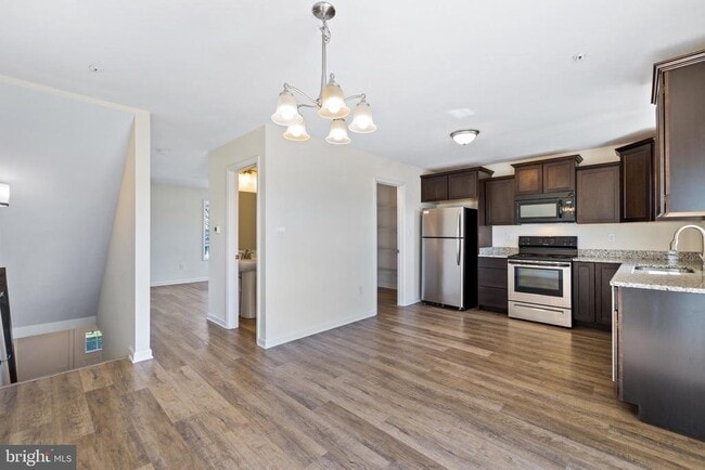 Foto del edificio - 804 Rising Sun Ln