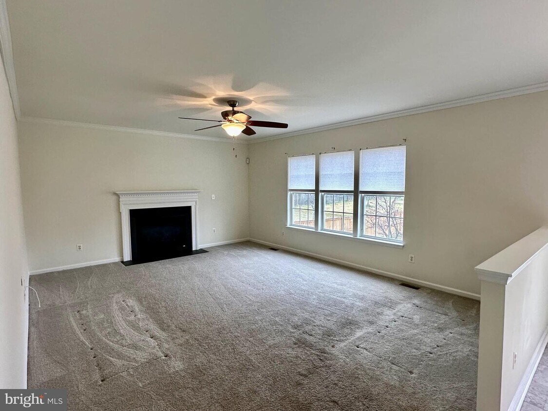 105 Fredericksburg Dr, Stephens City, VA 22655 House Rental in