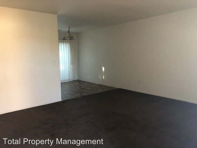 Building Photo - 2051-2055 Carter Way