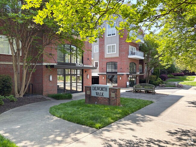 Building Photo - 1903 Kenilworth Ave
