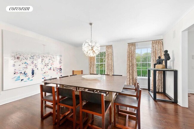 Foto del edificio - 35 Hayground Cove Rd