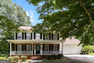 Building Photo - 100 Valleydale Dr