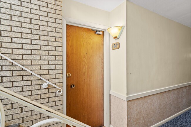 Foto del edificio - 3615 Grand Ave S