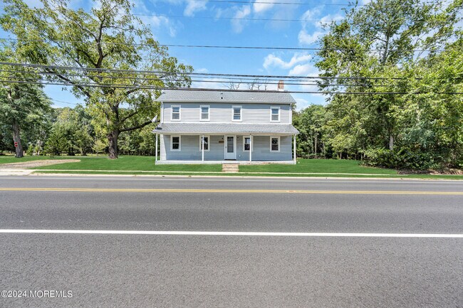 Building Photo - 612 Aldrich Rd