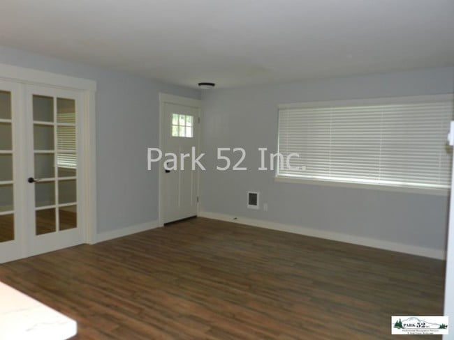 Building Photo - 5605 N 39th St