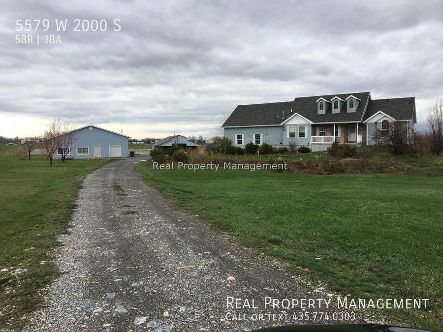 Beautiful 5 Bedroom Home in Mendon! 5 Acre... House Rental in Mendon