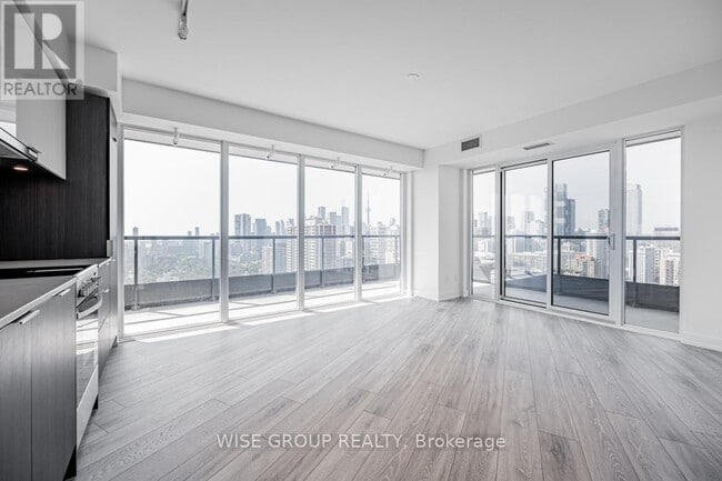 Building Photo - 159 Wellesley St E