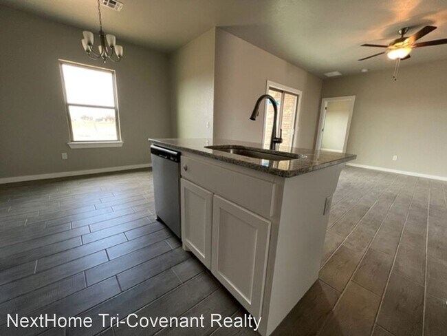 Building Photo - 3 br, 2 bath House - 1542 SW Heatherbrook Way