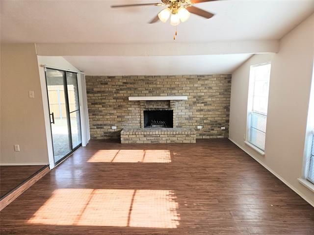 Foto del edificio - 4708 Woodfield Dr