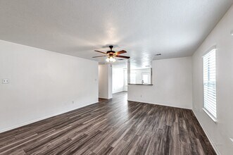 Building Photo - 19807 Byron Meadows Dr