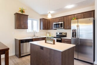 Building Photo - 168 Nantes Wy