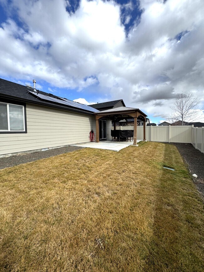 Foto del edificio - 1901 E Porter St