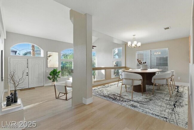 Foto del edificio - 2445 Antler Point Dr