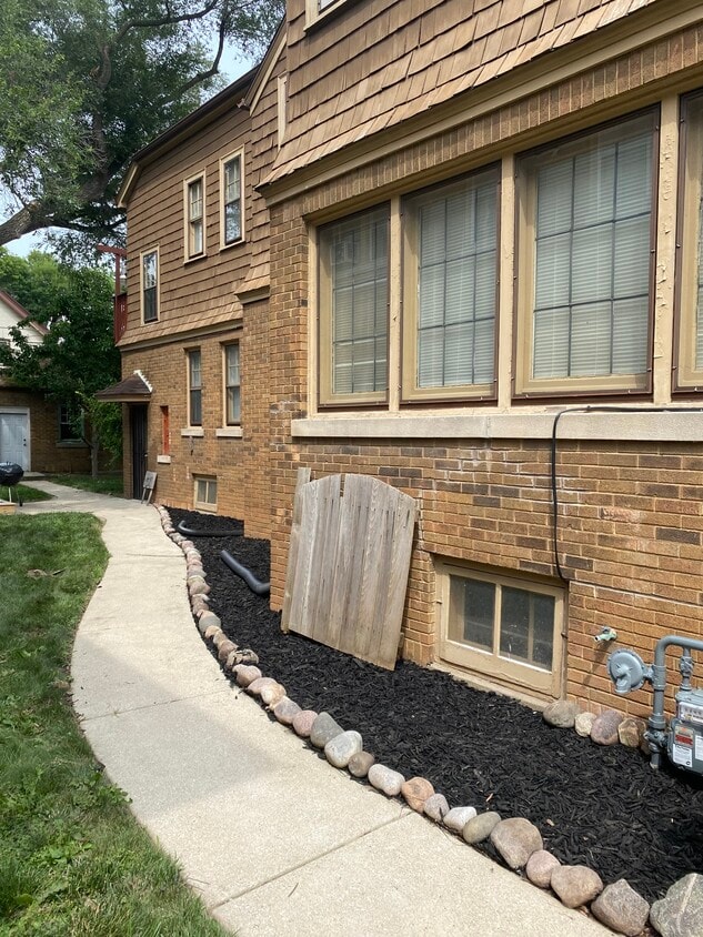 Building Photo - 2853 N Sherman Blvd