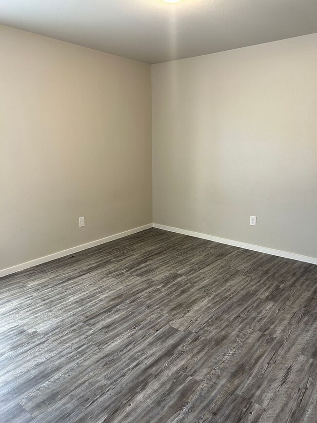 Building Photo - Cute 3 bedroom 2 bath Home!