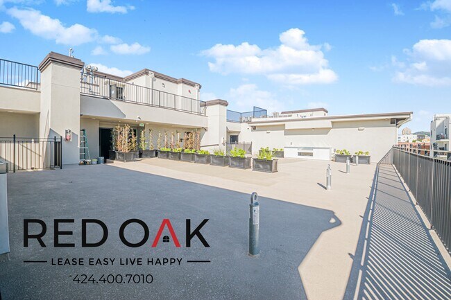 Foto del edificio - 856 S Gramercy Dr