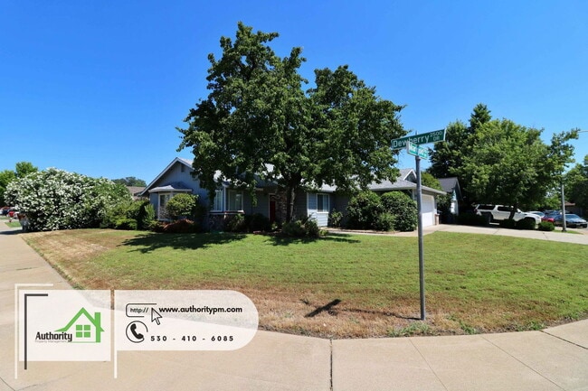 Foto del edificio - 1729 Marigold Way