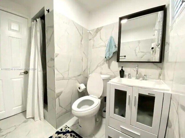Foto del edificio - 1747 NW 77th St