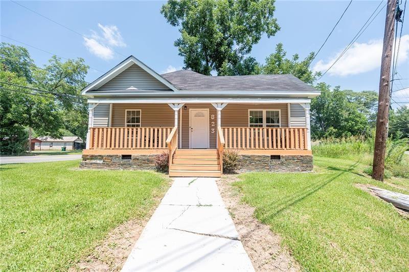 Foto principal - 823 Cooper Dr NE