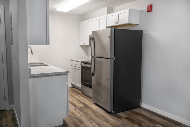 Building Photo - The Gallery Apartments
