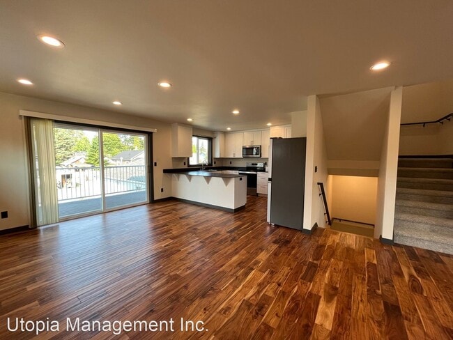 Building Photo - 5 br, 2.5 bath House - 1113 Humboldt Street