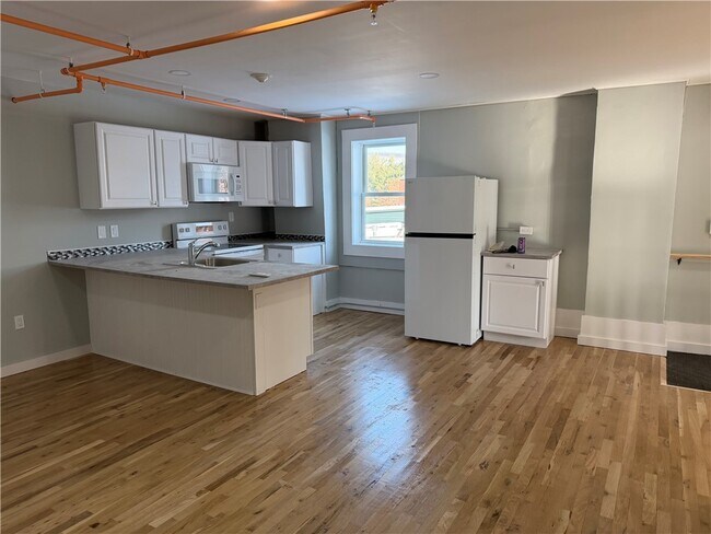 Foto del edificio - 123 W Market St