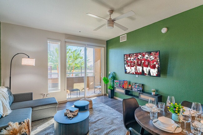 Foto del edificio - 9600 W Georgia Ave