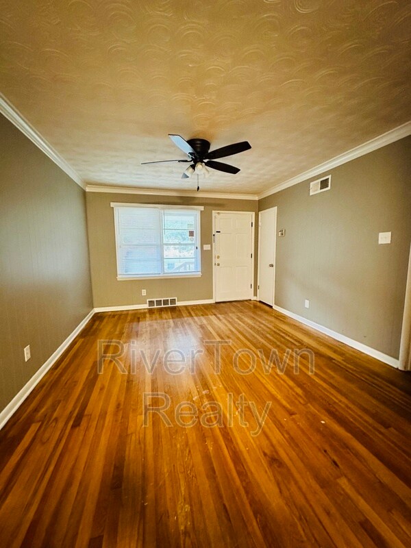 Photo - 3954 Comanche Rd House