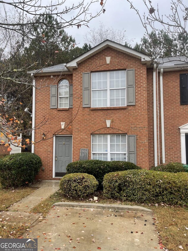 2806 Norfair Loop, Stonecrest, GA 30038 Townhome Rentals in