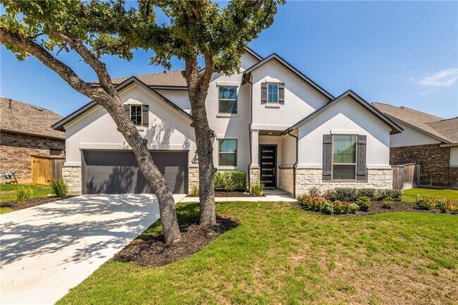 Foto del edificio - 718 Whitetail Dr