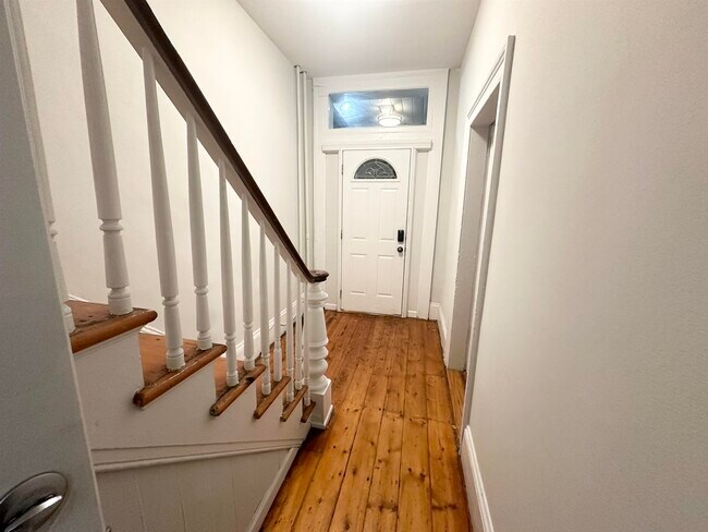 Foto del edificio - 412 11th St