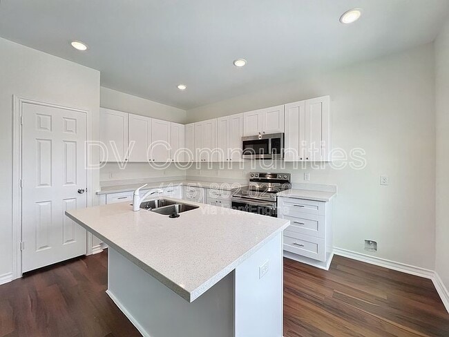 Building Photo - 906 Boyd Ct