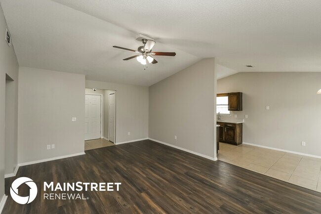 Foto del edificio - 1836 Shannon Lake Dr