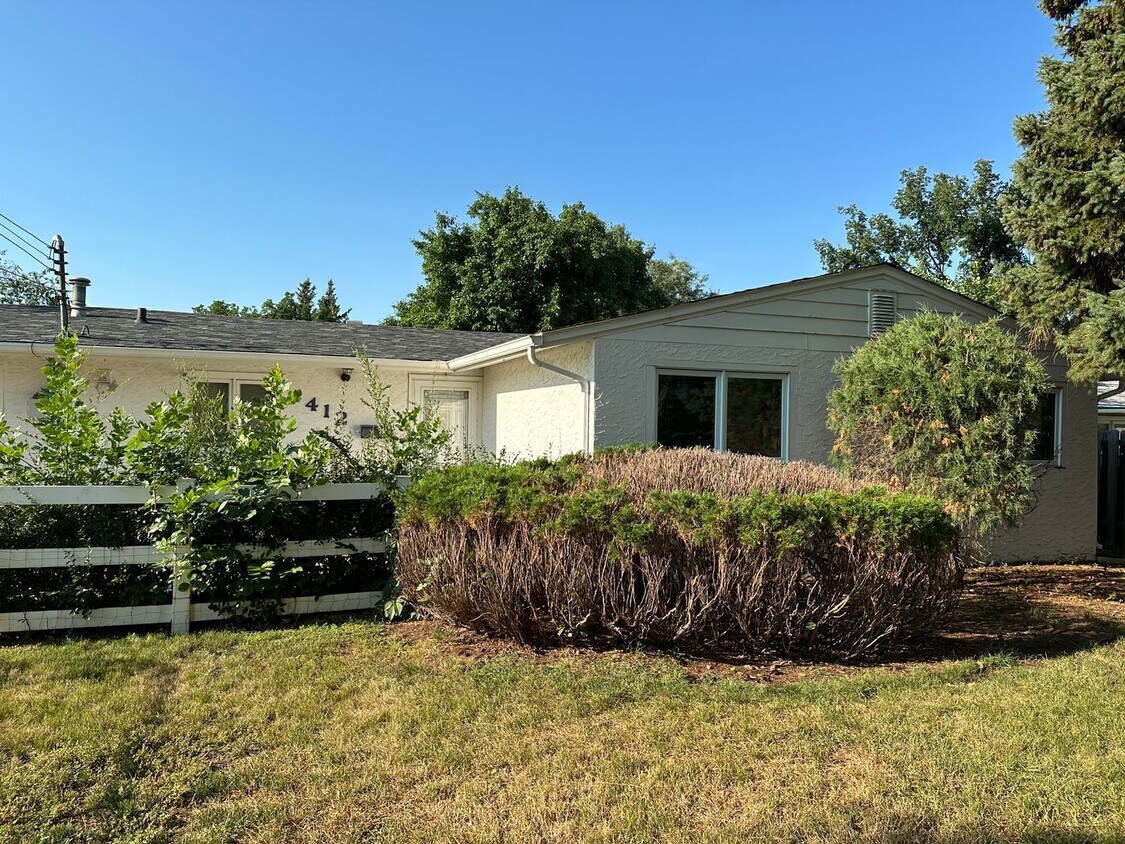 Primary Photo - House- NE