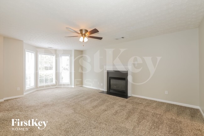 Building Photo - 3360 Wrenwood Ct