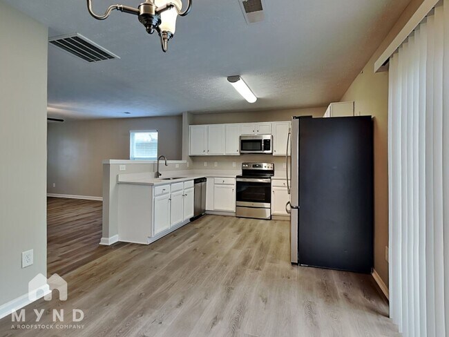 Foto del edificio - 2838 Creekbend Dr